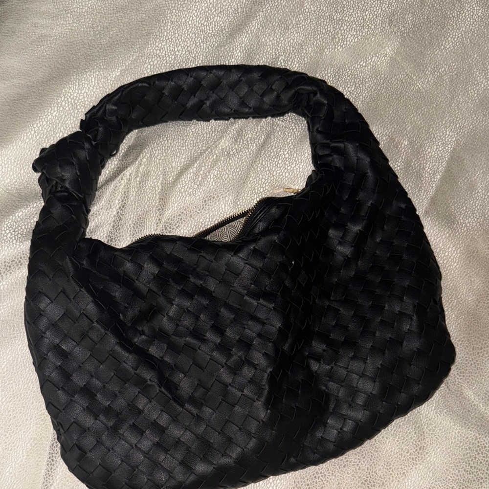 Urban Expressions Black Woven Hobo Bag